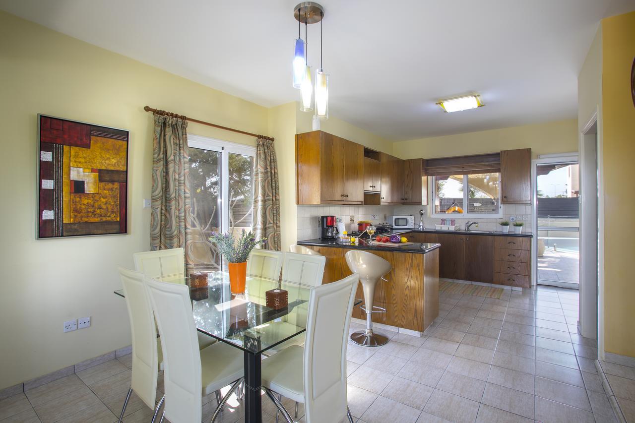Ayia Napa Tropical Beach Villa Zewnętrze zdjęcie